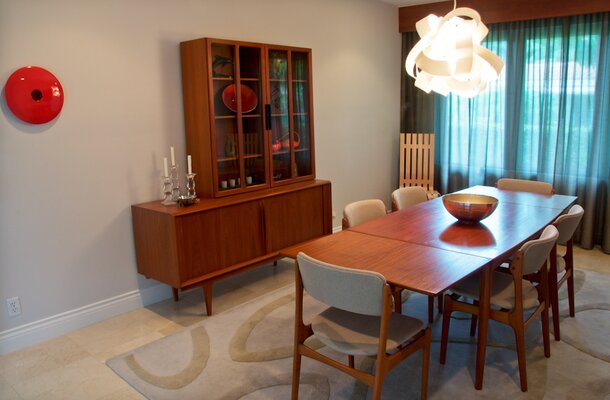 Mid-Century Modern Dining Room Design Photo by Dawn Elise Interiors